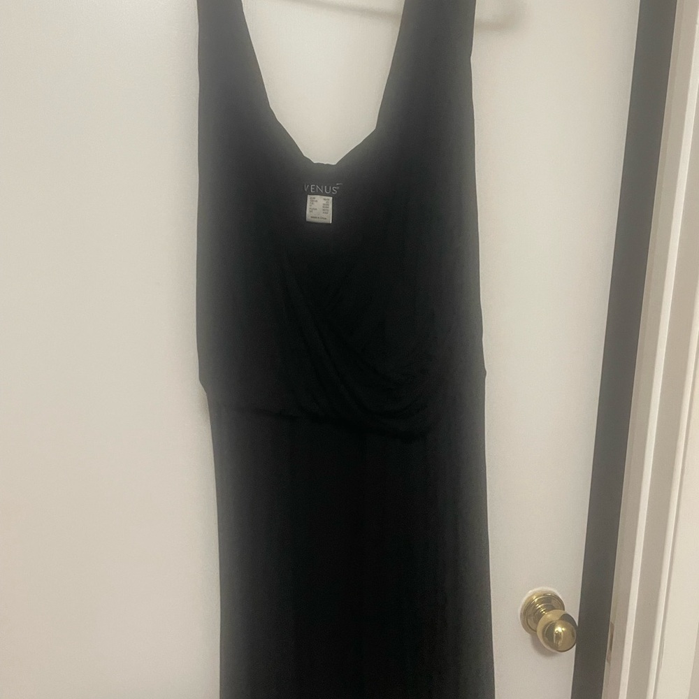 VENUS Elegant Black Backless Dress
